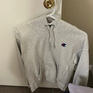 Champion hoodie size medium